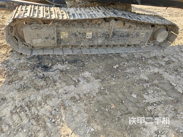 左側(cè)履帶整體?（行走機(jī)構(gòu)）