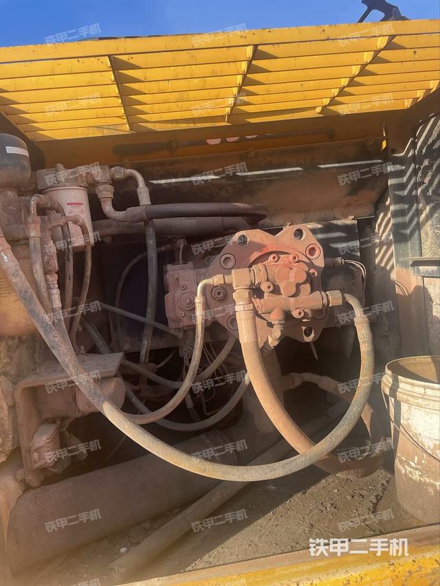 液壓泵室（大件艙室）