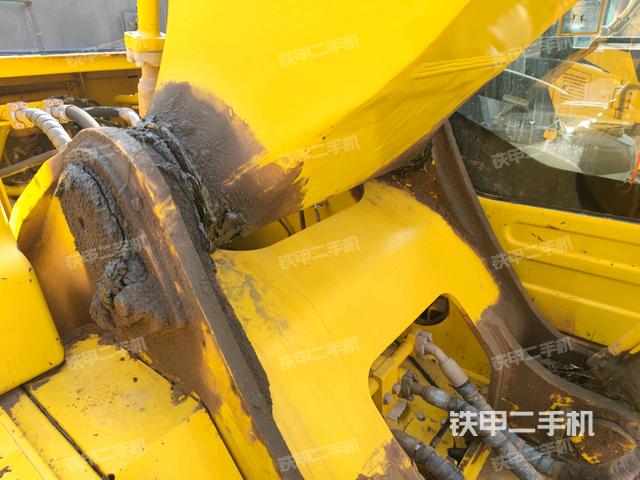 大臂根部?斜視（工作和回轉(zhuǎn)裝置）