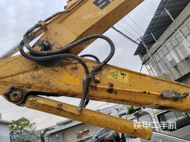 小臂整體左后（工作和回轉(zhuǎn)裝置）