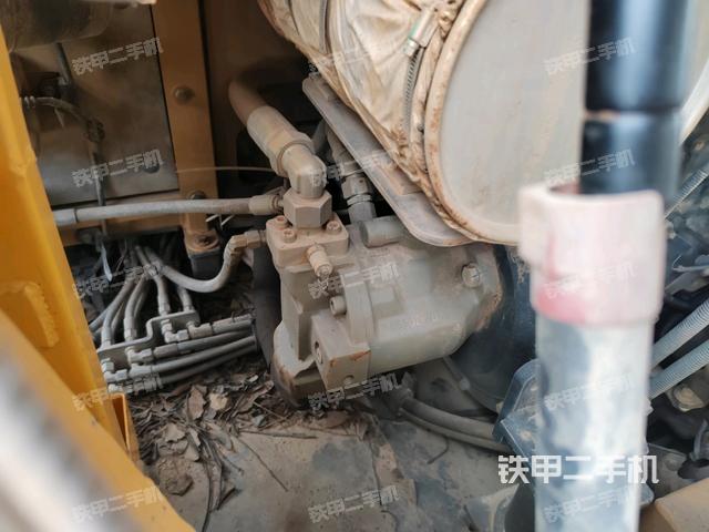 電瓶（大件艙室）