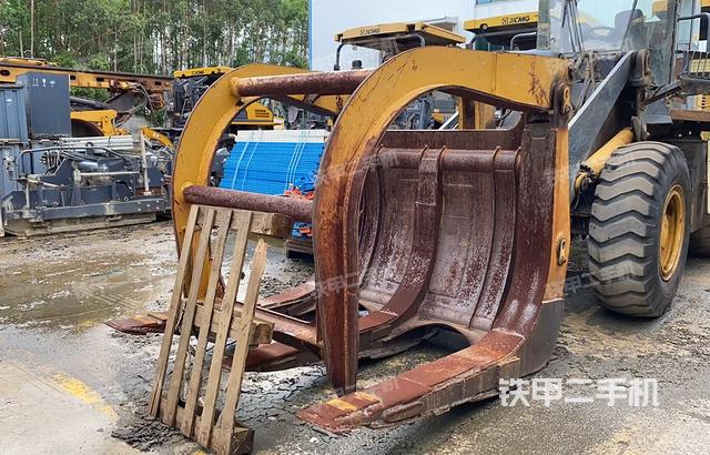 駕駛室工作臺（整機外觀及大件）