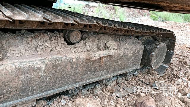 左導(dǎo)向輪（行走機(jī)構(gòu)）