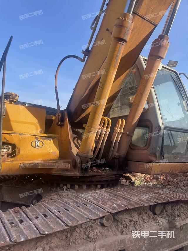 小臂整體左后（工作和回轉(zhuǎn)裝置）