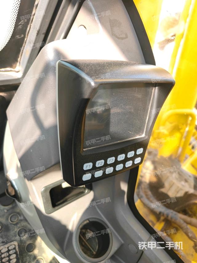 顯示屏?（駕駛室部分）