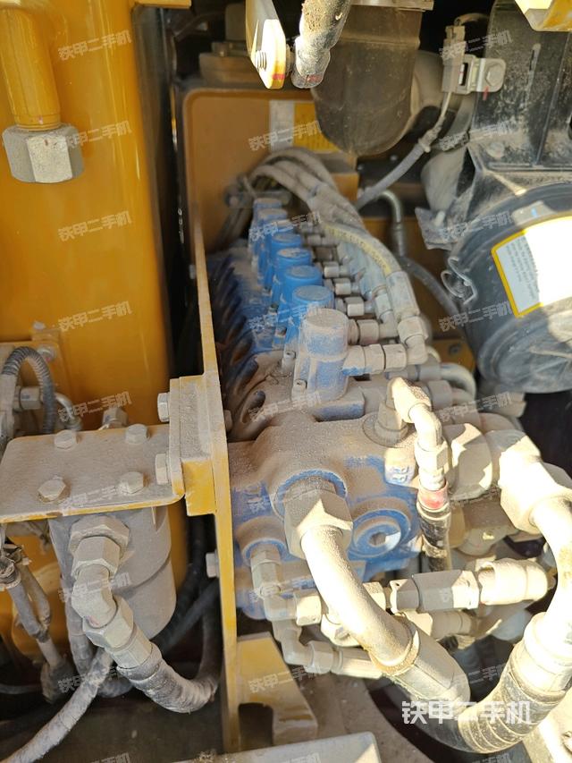 分配閥（上車部件）