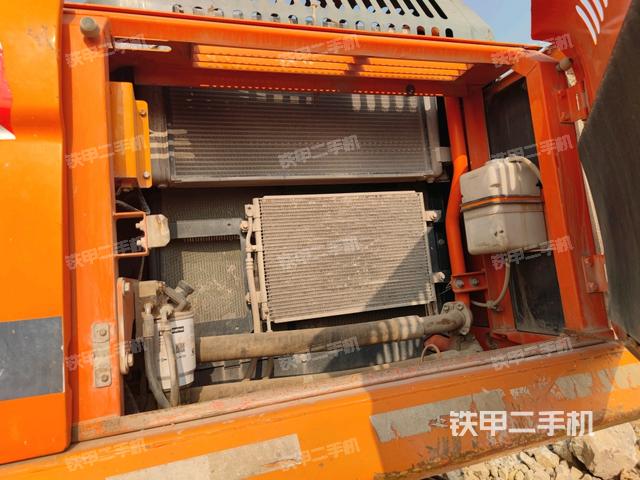 散熱器正面（大件艙室）