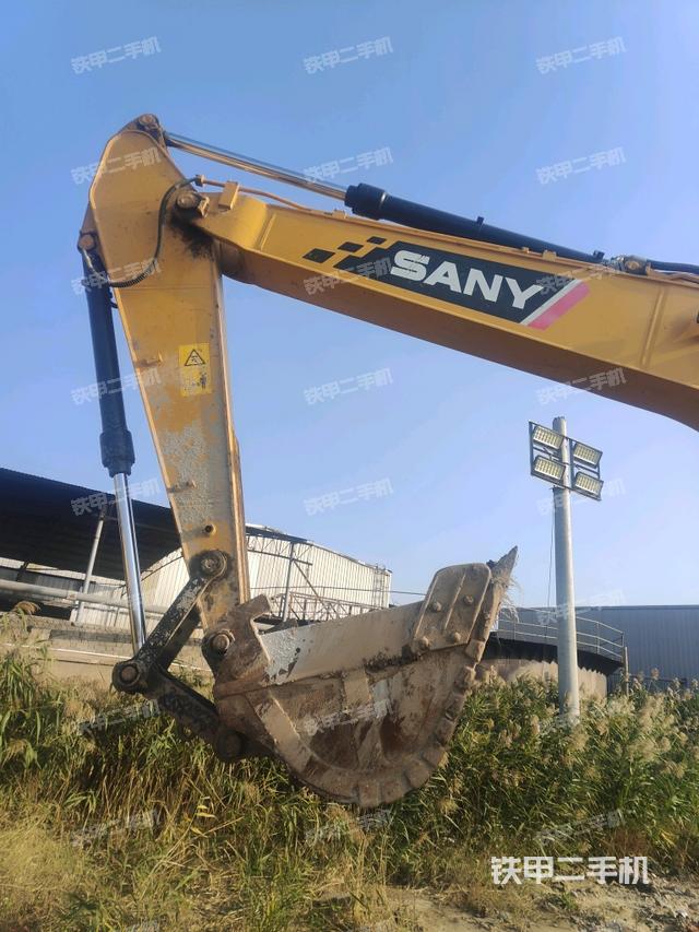 小臂整體左后（工作和回轉(zhuǎn)裝置）