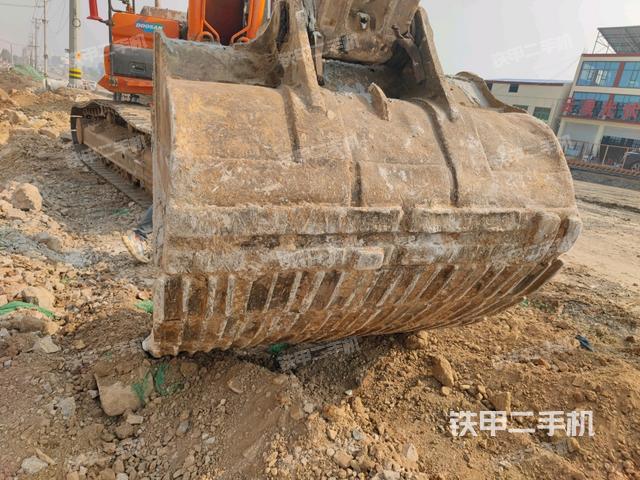 鏟斗45度（工作和回轉(zhuǎn)裝置）