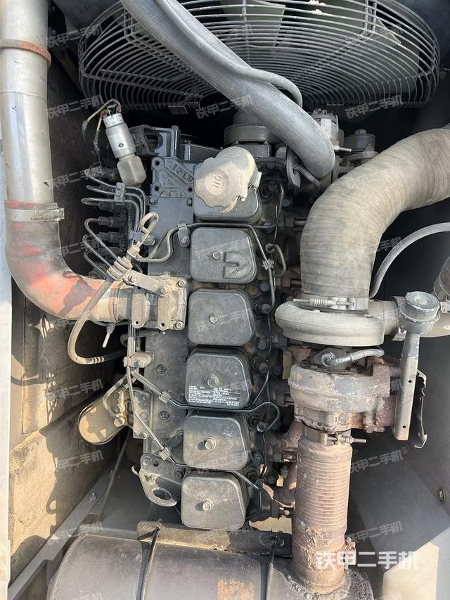 發(fā)動機(jī)整體俯視（整機(jī)外觀）