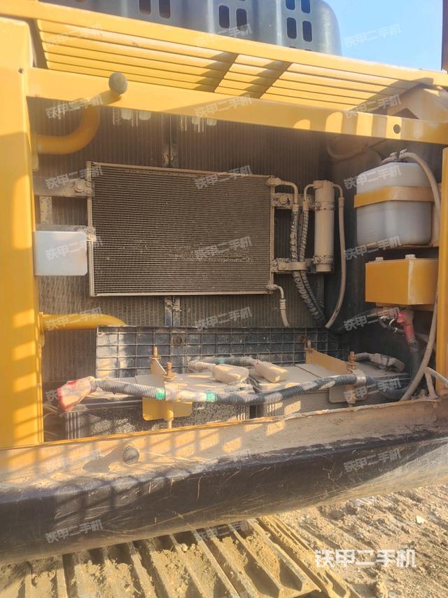 散熱器正面（大件艙室）