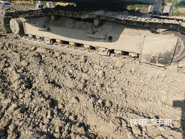 左側(cè)履帶整體?（行走機(jī)構(gòu)）