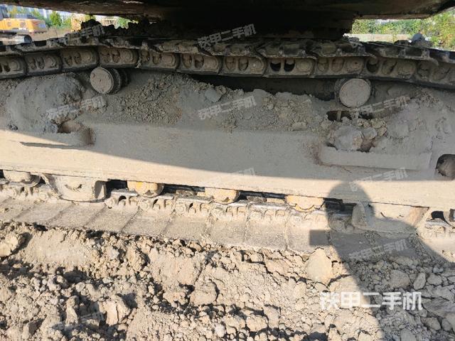 右側(cè)履帶整體（行走機(jī)構(gòu)）