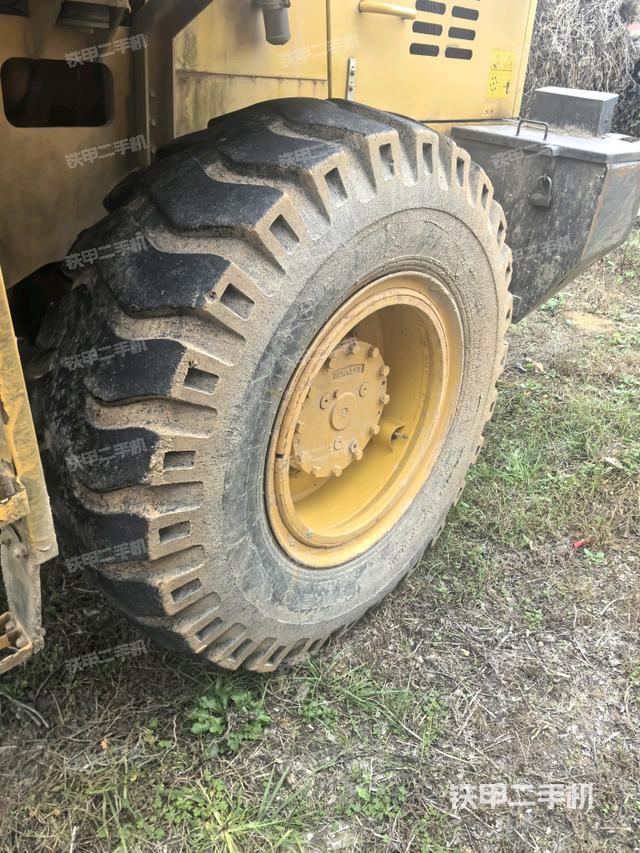 左后輪（行走機(jī)構(gòu)）