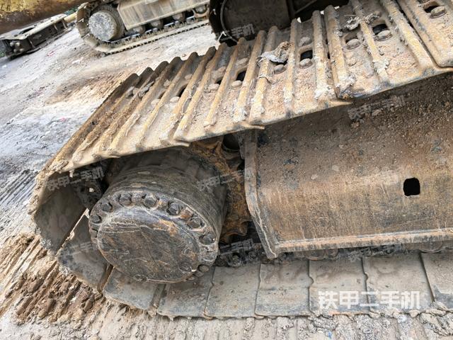 右側(cè)行走馬達(dá)蓋板（行走機(jī)構(gòu)）