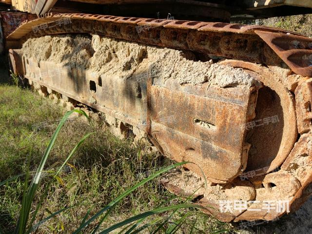 右側(cè)履帶整體（行走機構(gòu)）