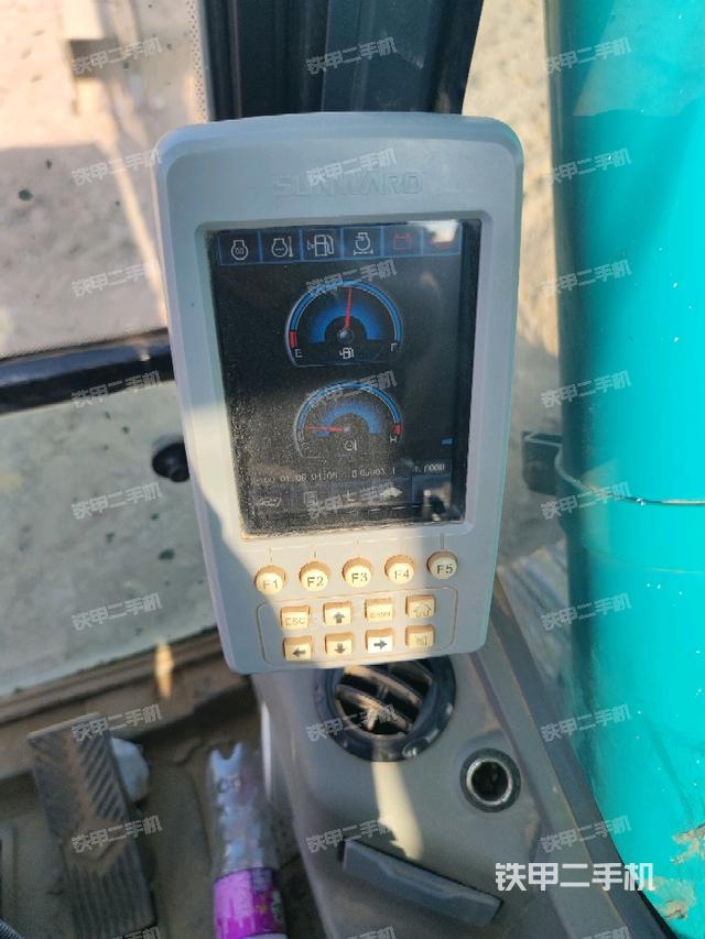 小時(shí)表（駕駛室部分）