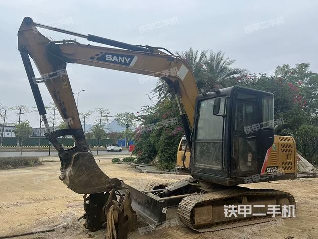 三一重工SY70C挖掘机
