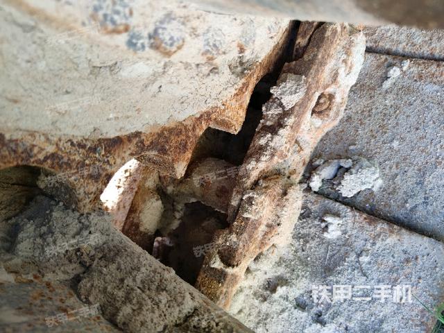 右導(dǎo)向輪（行走機構(gòu)）