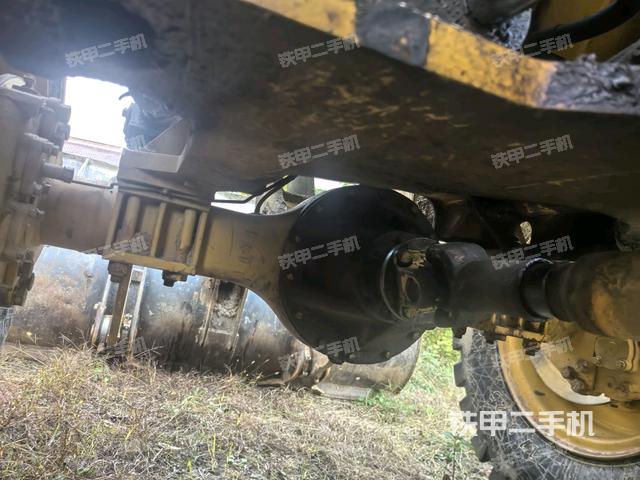 前驅(qū)動(dòng)橋（液壓/傳動(dòng)系統(tǒng)）