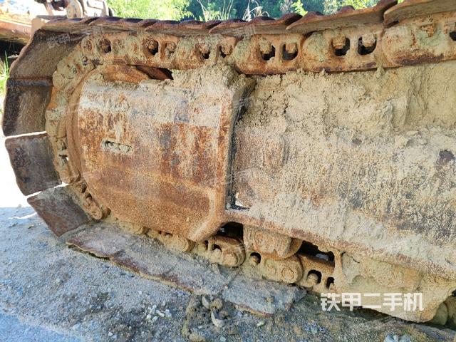 左側(cè)行走馬達蓋板（行走機構(gòu)）