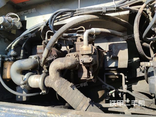 液壓泵斜45?左（大件艙室）