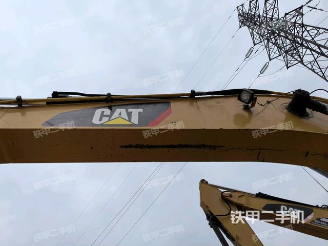 大臂油缸整體?豎拍（工作和回轉(zhuǎn)裝置）