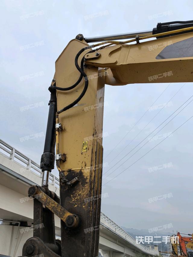 大臂整體?右側(cè)（工作和回轉(zhuǎn)裝置）