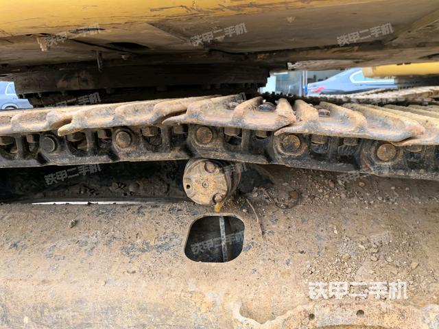 右側(cè)履帶整體（行走機(jī)構(gòu)）