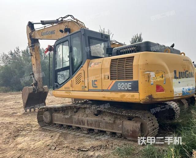 柳工CLG920E挖掘機(jī)