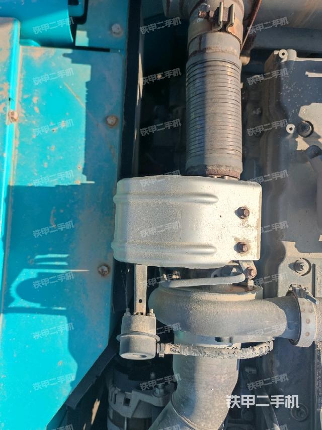 增壓器特寫(xiě)（上車(chē)部件）