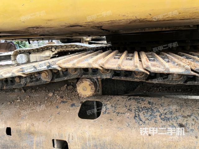 左導(dǎo)向輪（行走機(jī)構(gòu)）