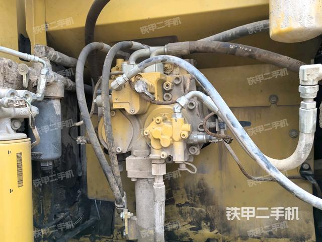 液壓泵室（大件艙室）