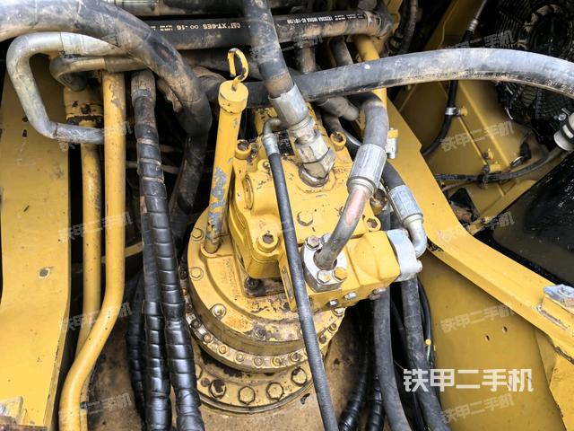 駕駛室頂部俯視（上車部件）