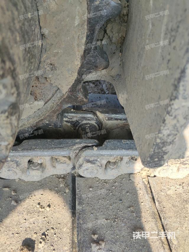 右側(cè)行走馬達(dá)蓋板（行走機(jī)構(gòu)）