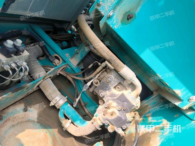 電瓶（大件艙室）