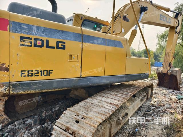 右后45（整機外觀）