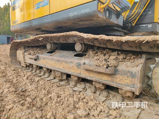 左側(cè)履帶整體?（行走機(jī)構(gòu)）