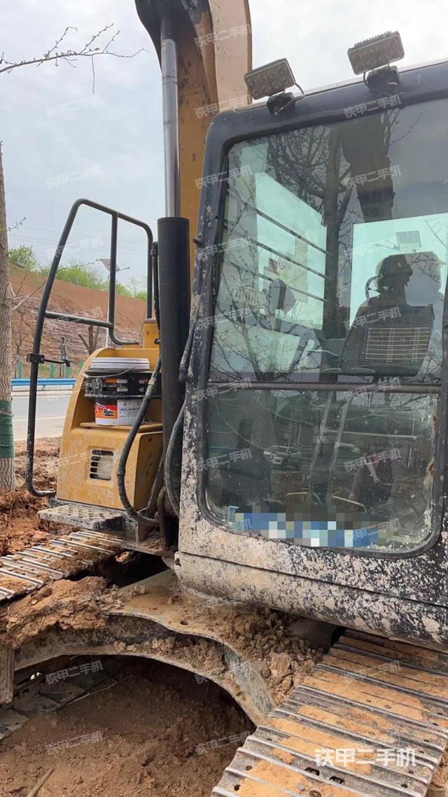 驾驶室整体（整机外观）