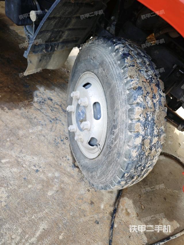 右驅動輪/右后輪（行走機構）