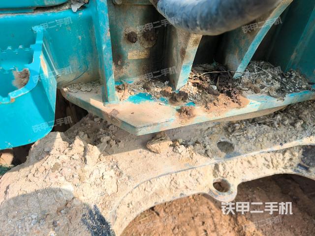 大臂背部俯視（工作和回轉(zhuǎn)裝置）