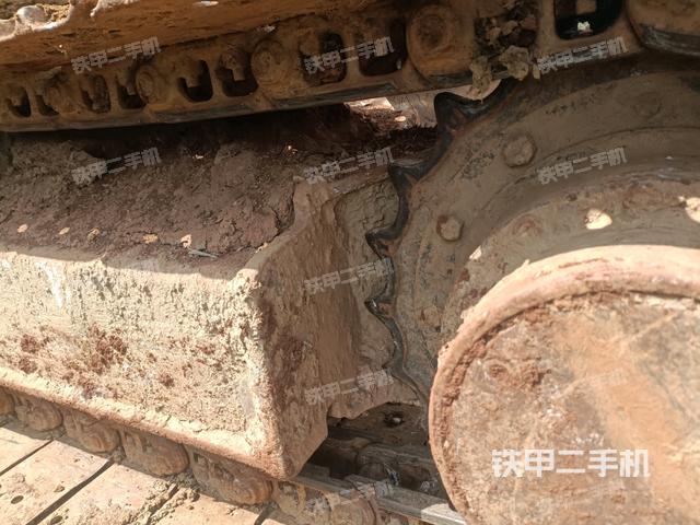 右驅(qū)動(dòng)輪（行走機(jī)構(gòu)）