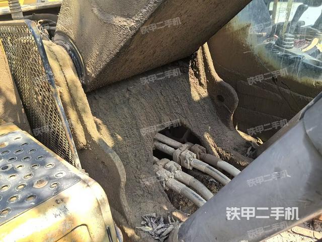 大臂根部?斜視（工作和回轉(zhuǎn)裝置）