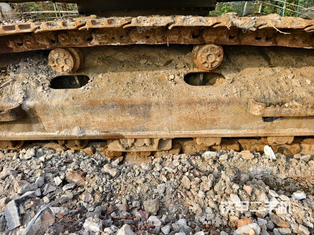 右側履帶整體（行走機構）