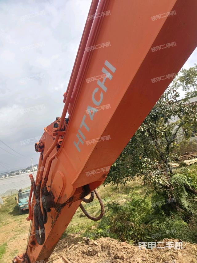 鏟斗右后整體（工作和回轉(zhuǎn)裝置）