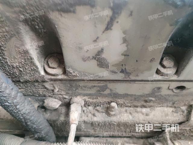 气门室盖螺丝特写（上车部件）