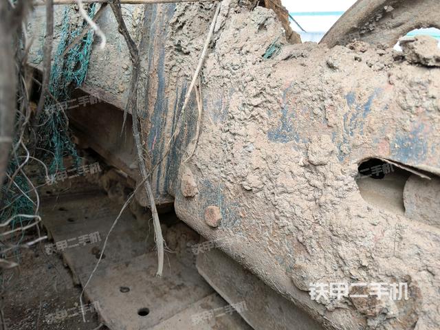 左側(cè)履帶整體?（行走機構(gòu)）