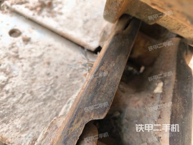 右導向輪（行走機構(gòu)）