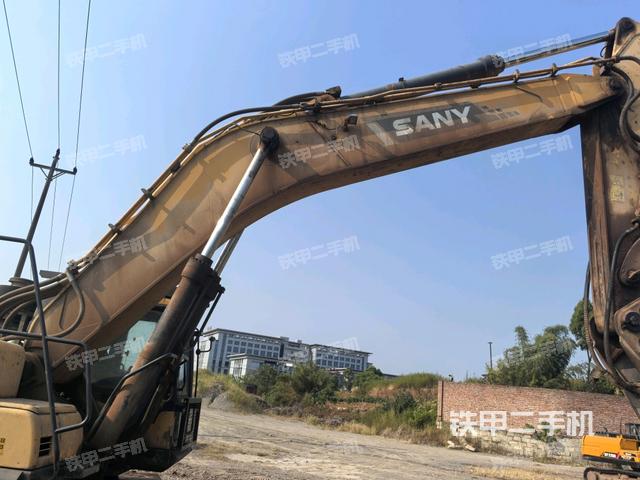 大臂整體?右側(cè)（工作和回轉(zhuǎn)裝置）