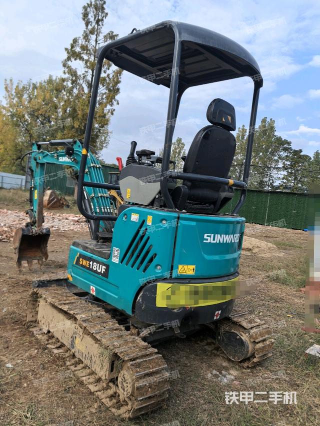 左后45（整機外觀）